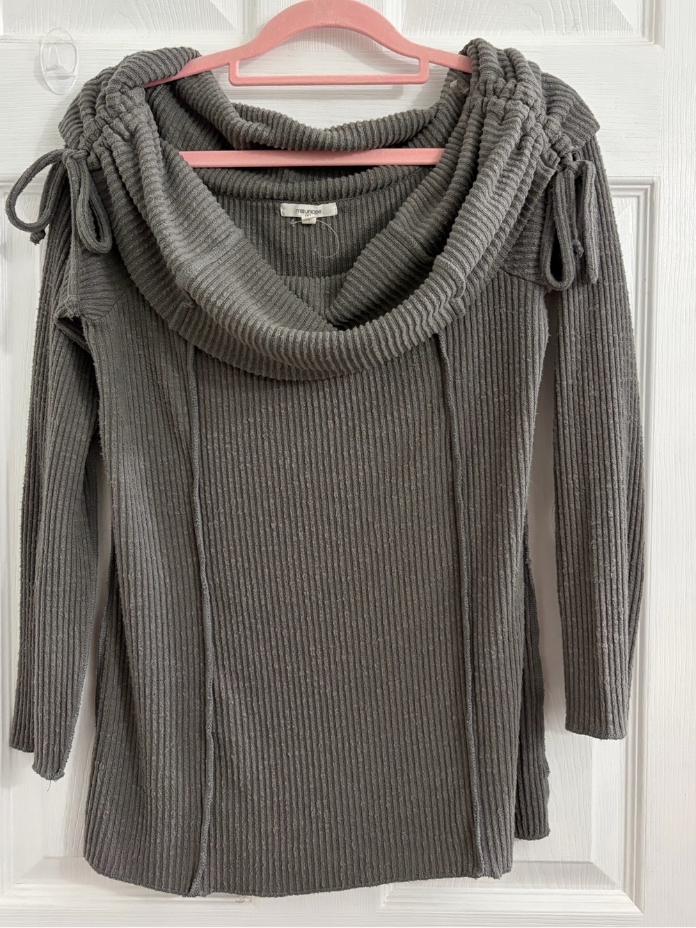 Maurices Ribbed Cowl Neck Sweater - Gray size medium $10
